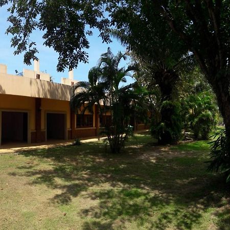 Boom Boom Beach Resort Laem Sing Chanthaburi Exterior foto
